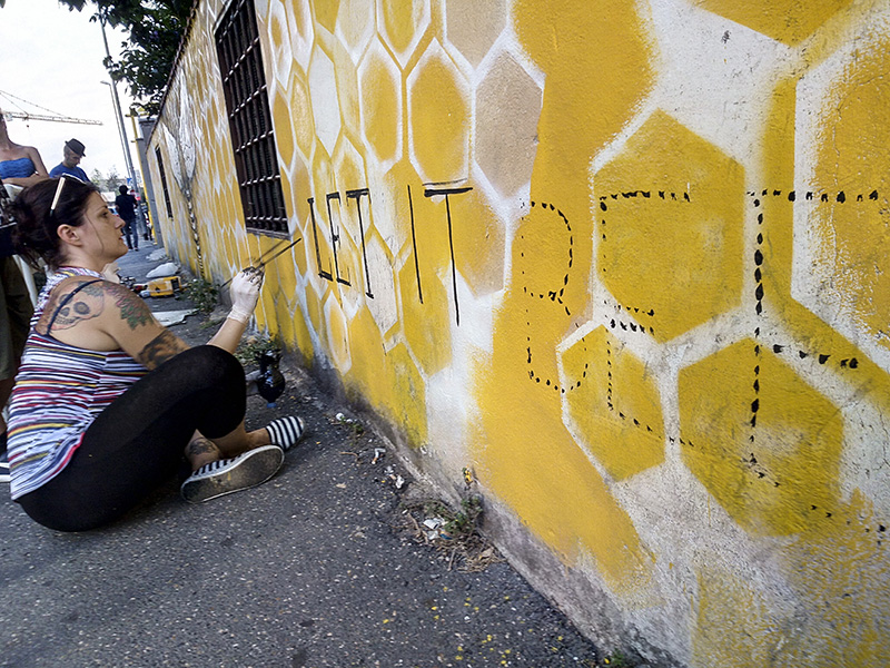 let it bee